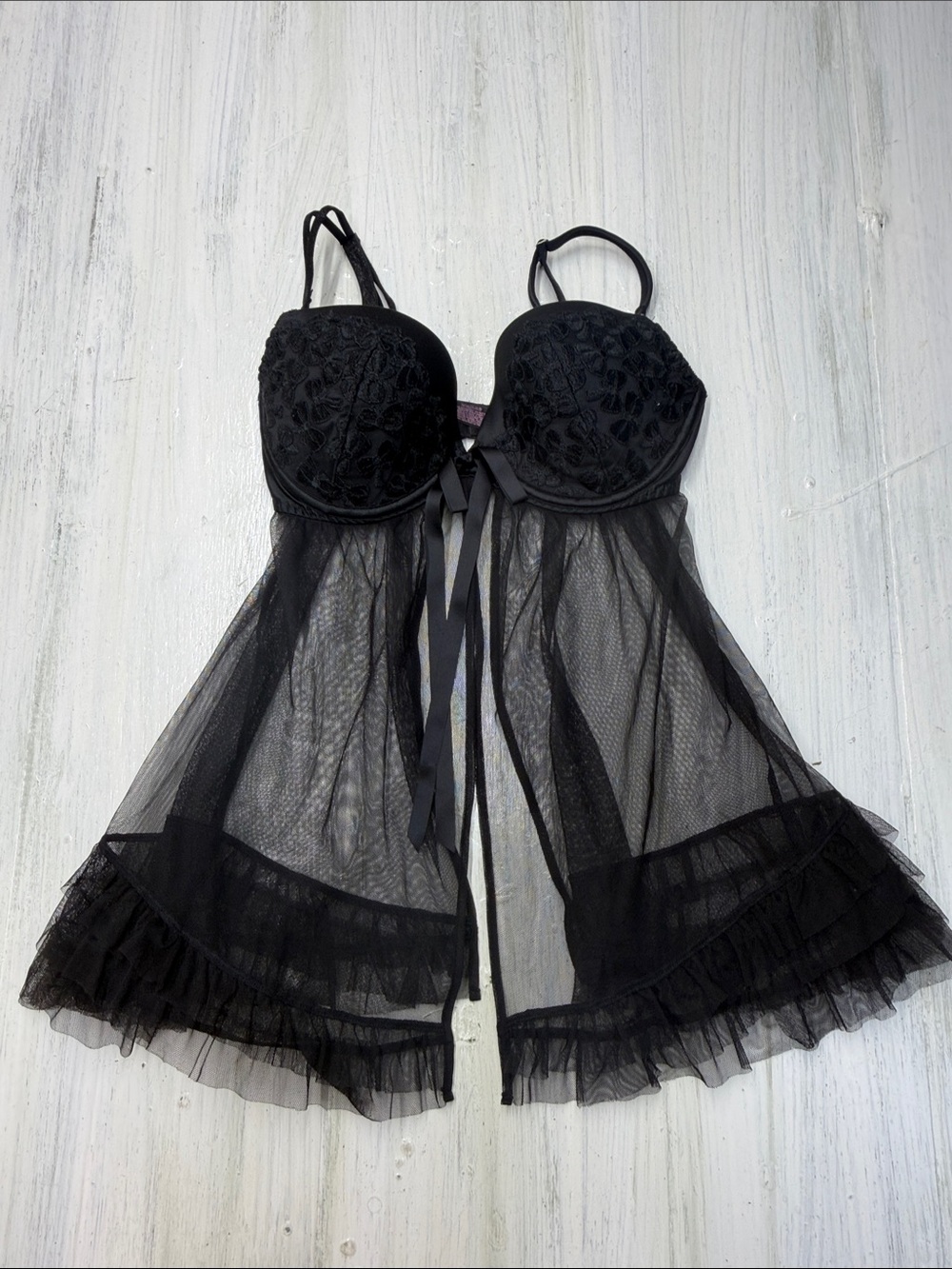 Victoria's Secret Black Sheer Lace Underwire Babydoll Chemise with Ribbon 34D